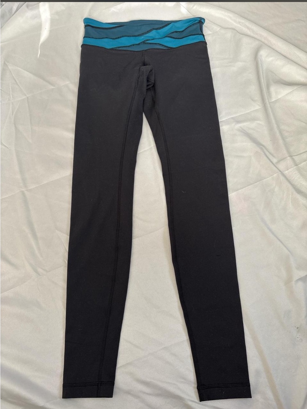 Lululemon Leggings with Teal Waistband